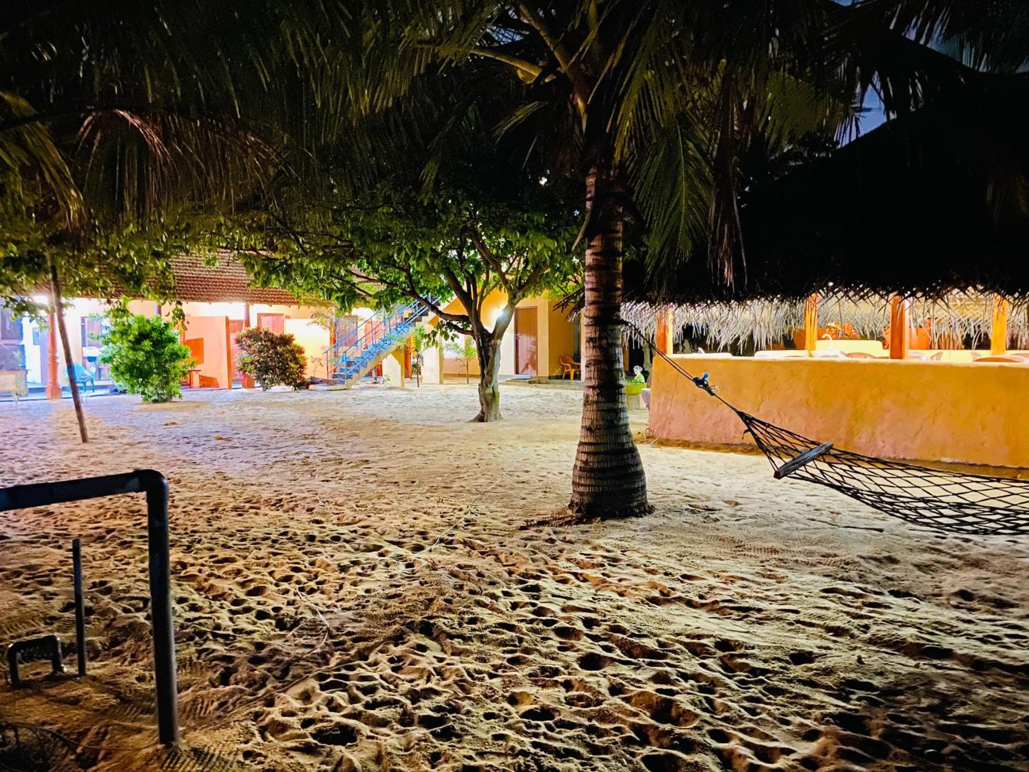 Dolphin Village Alankuda 외부 사진