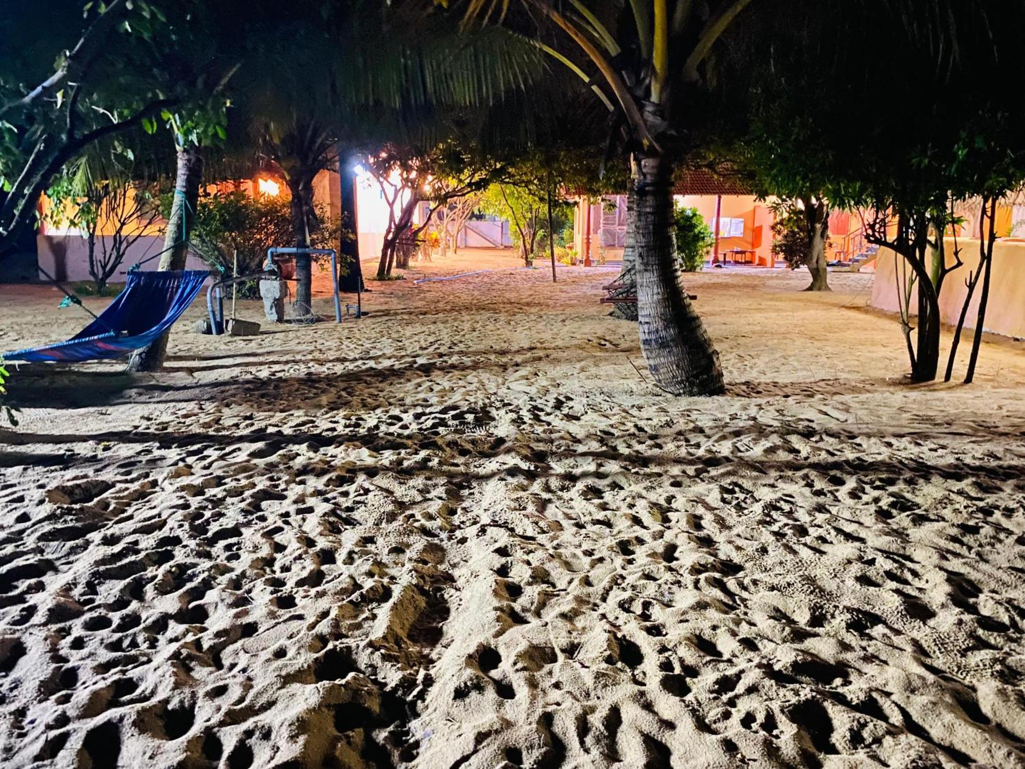 Dolphin Village Alankuda 외부 사진